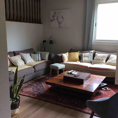 Maison Familiale Chaleureuse * Narbona